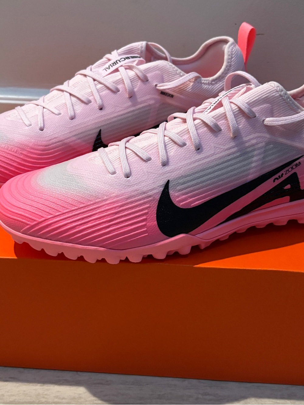 Nike Air Mercurial Pro Pink Gradient Turf Trainers. Shoes / cleats / boots